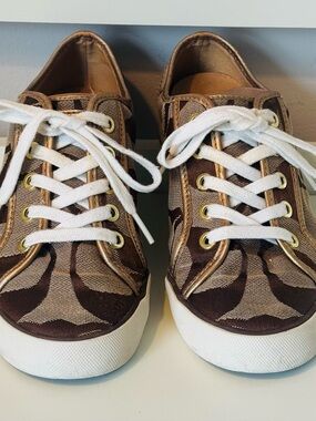 Coach Brown and Tan Logo Sneakers Gold Accents Women’s Size 7B